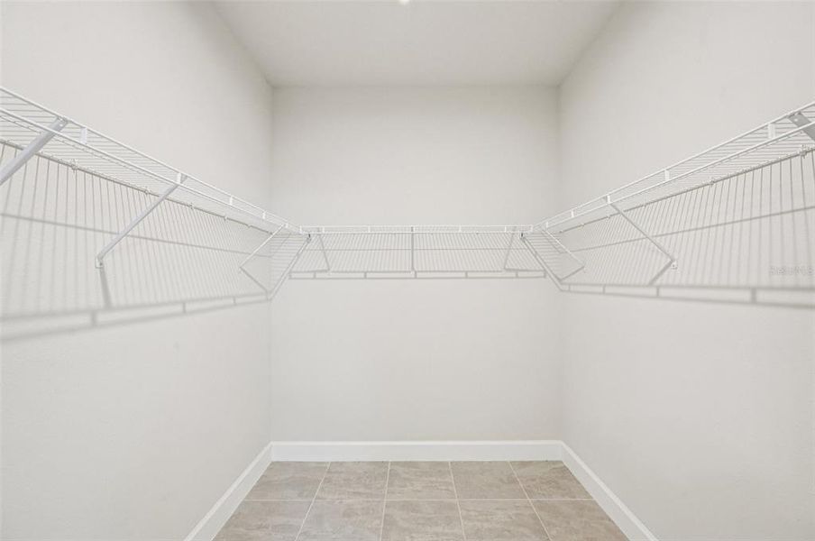 Spacious, unfurnished interior of a new home in , Parrish (Image 28).