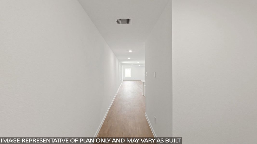 Spacious, unfurnished interior of a new home in Lexington Heights, Willis (Image 17).