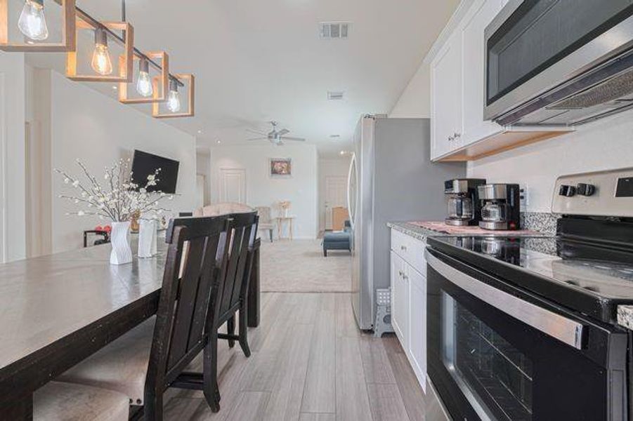 Image 20 of a home in Wayside Village. Image 20 of a home in Wayside Village.