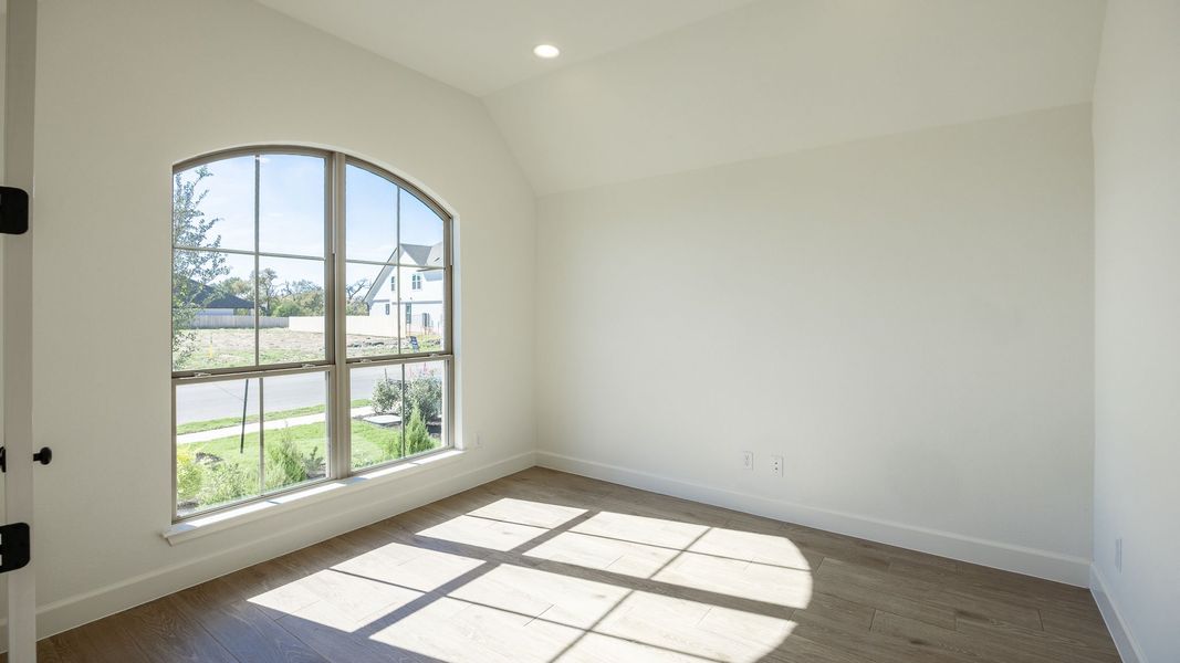 Spacious, unfurnished interior of a new home in Santa Rita Ranch - Tierra Rosa, Liberty Hill (Image 22). Spacious, unfurnished interior of a new home in Santa Rita Ranch - Tierra Rosa, Liberty Hill (Image 22).