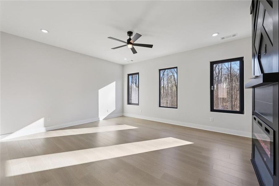 Spacious, unfurnished interior of a new home in , Auburn (Image 61). Spacious, unfurnished interior of a new home in , Auburn (Image 61).