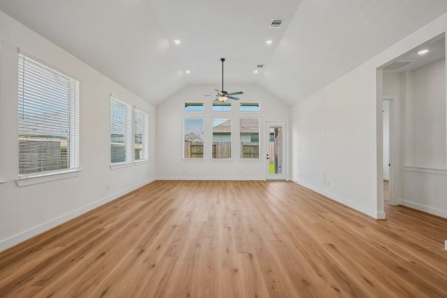 Representative unfurnished interior of a home built from the Lynnbrook by Chesmar Homes in Wood Leaf Reserve, Tomball (Image 16). Representative unfurnished interior of a home built from the Lynnbrook by Chesmar Homes in Wood Leaf Reserve, Tomball (Image 16).