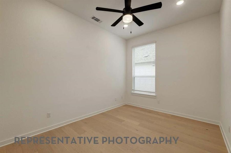 Spacious, unfurnished interior of a new home in Sandbrock Ranch, Aubrey (Image 13).