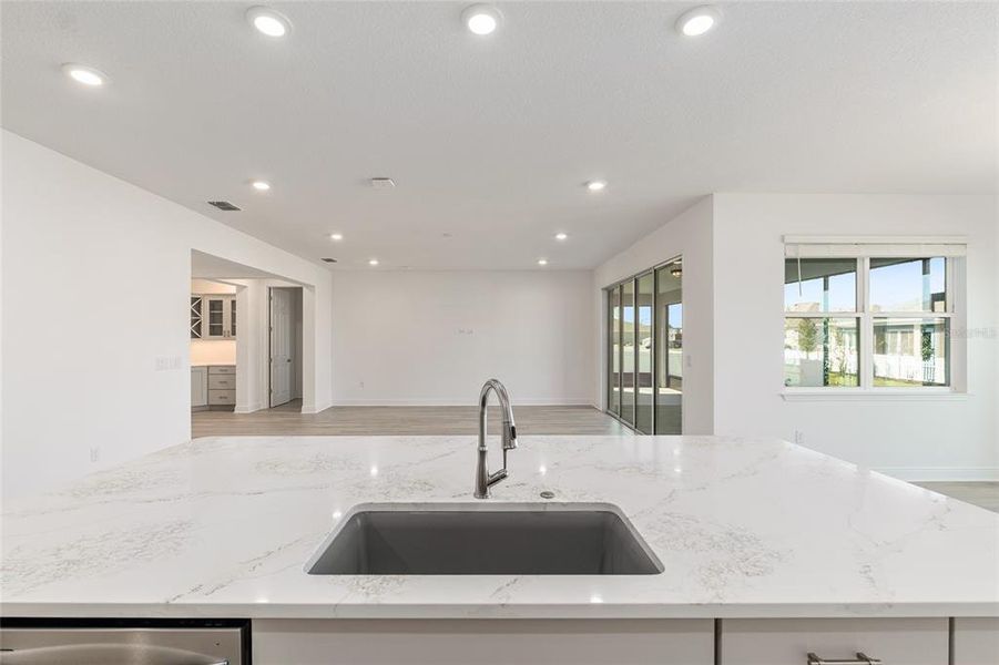 Close-up of interior finishes inside a home in , Ocala (Image 20). Close-up of interior finishes inside a home in , Ocala (Image 20).