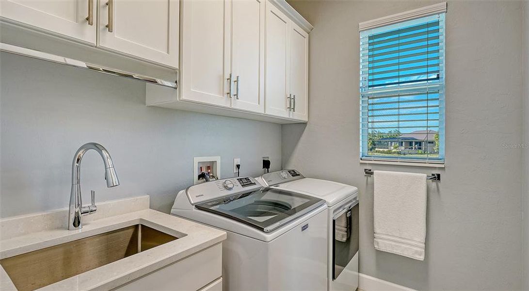 Close-up of interior finishes inside a home in , Punta Gorda (Image 18). Close-up of interior finishes inside a home in , Punta Gorda (Image 18).