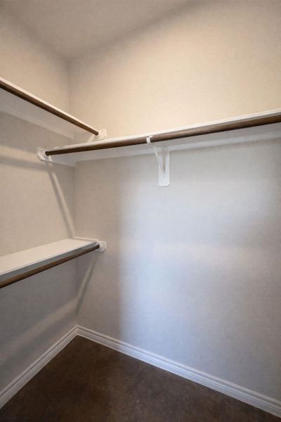 Spacious, unfurnished interior of a new home in , Willis (Image 42).