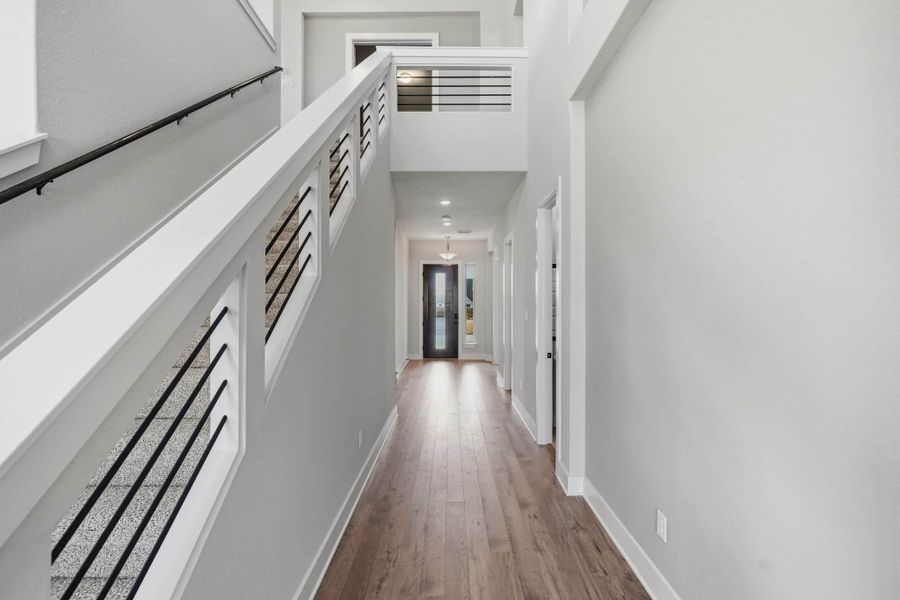 Spacious, unfurnished interior of a new home in Alsatian Oaks, Castroville (Image 34).