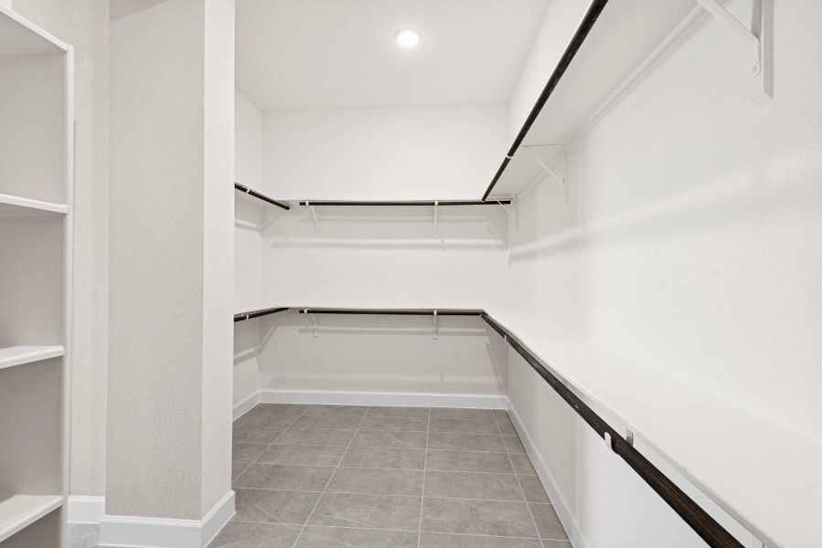 Spacious, unfurnished interior of a new home in Colton 45' Homesites, Todd Mission (Image 23).