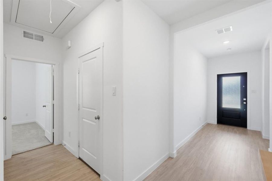 Spacious, unfurnished interior of a new home in , Forney (Image 16).