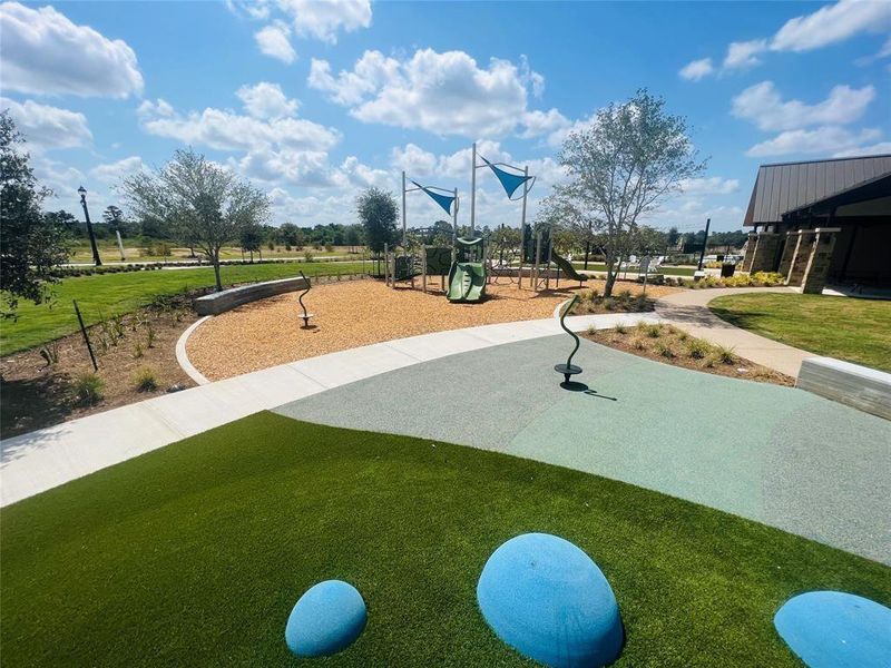 Community amenities in Emory Glen, Magnolia (Image 36).
