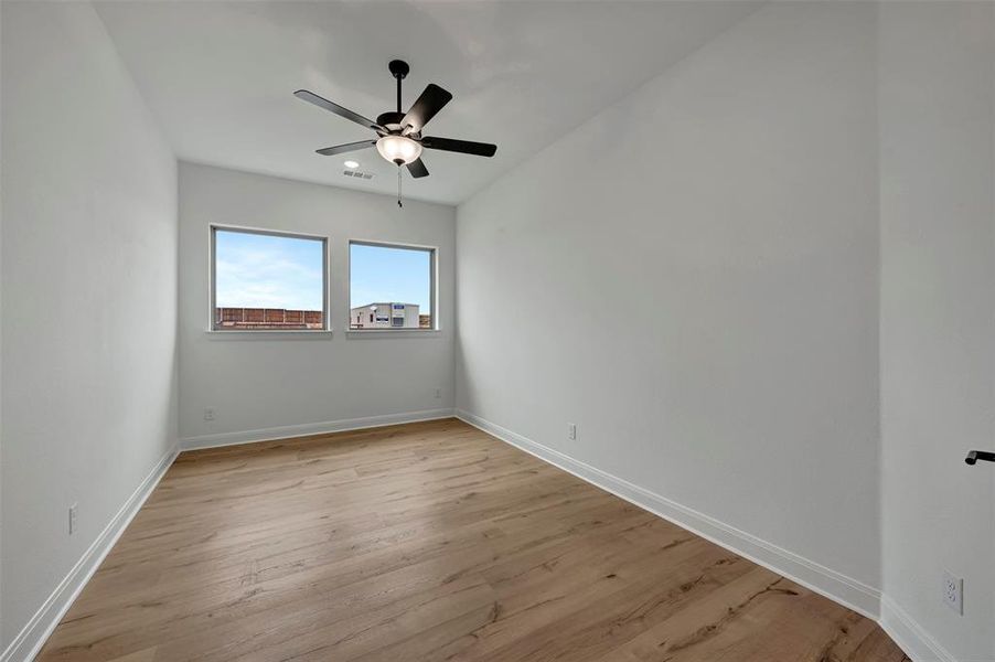 Spacious, unfurnished interior of a new home in Terraces – Estates, Rockwall (Image 21). Spacious, unfurnished interior of a new home in Terraces – Estates, Rockwall (Image 21).