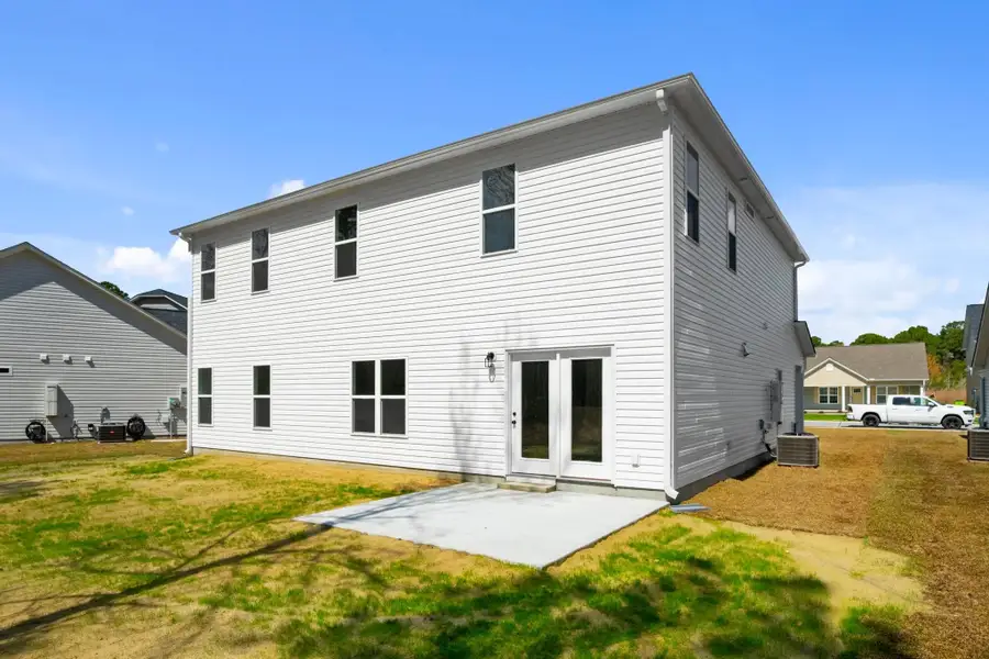 Representative exterior details of a home built from the Catherine A by JC Jackson Homes,LLC in Heritage Pointe, Newport (Image 3).