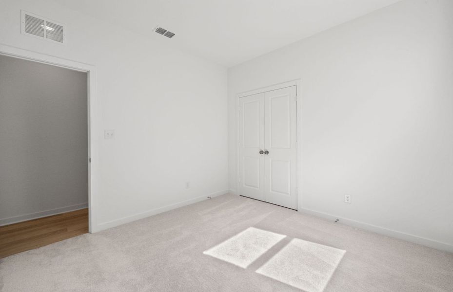 Spacious, unfurnished interior of a new home in Sunfield, Buda (Image 30). Spacious, unfurnished interior of a new home in Sunfield, Buda (Image 30).