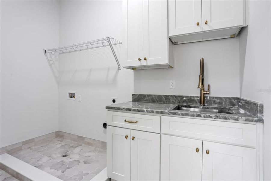 Furnished interior view inside a new home in , Tampa (Image 8).