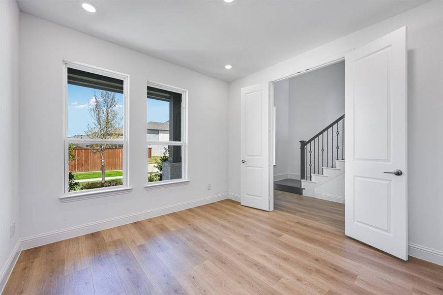 Spacious, unfurnished interior of a new home in Highland Lakes 50s, McKinney (Image 29). Spacious, unfurnished interior of a new home in Highland Lakes 50s, McKinney (Image 29).