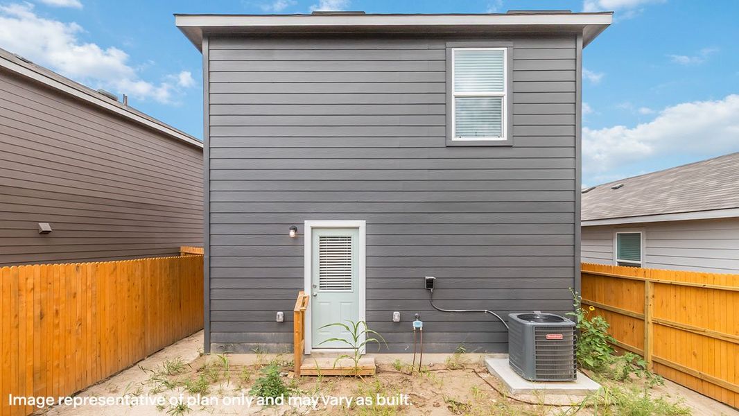 Representative exterior details of a home built from the The Ranger by D.R. Horton in Sonora, San Antonio (Image 3).