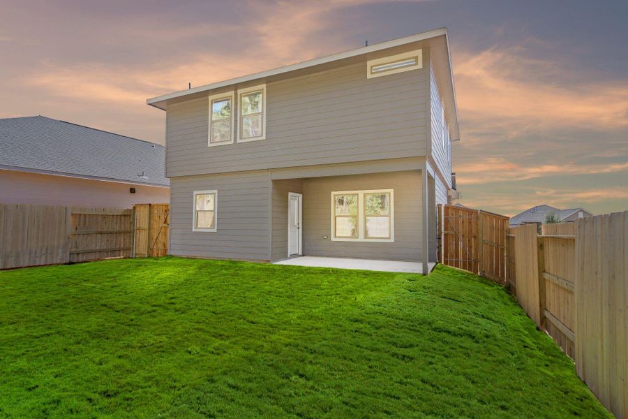 Exterior details and patio area of a home in Westridge Cove, Panorama Village (Image 3).