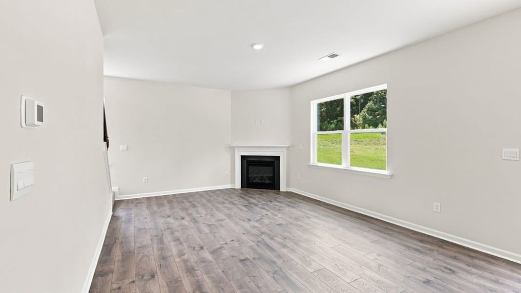 Spacious, unfurnished interior of a new home in Pine Lake Estates, Anderson (Image 18).