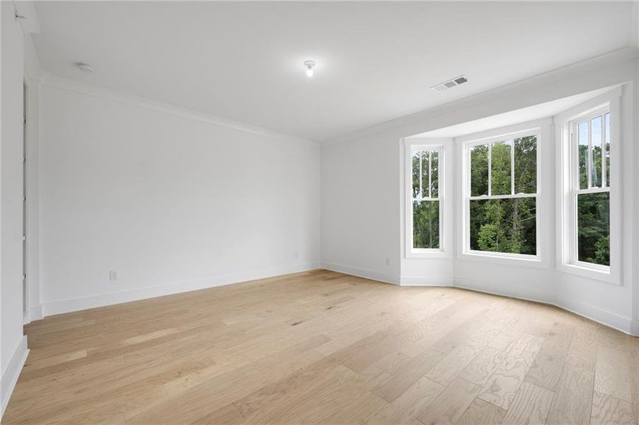 Spacious, unfurnished interior of a new home in Devin's Shire, Kennesaw (Image 12).
