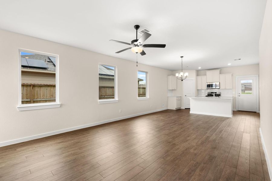 Spacious, unfurnished interior of a new home in Santa Fe, Cleveland (Image 26). Spacious, unfurnished interior of a new home in Santa Fe, Cleveland (Image 26).