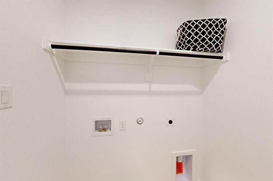 Close-up of interior finishes inside a home in Mobberly Farms, Pilot Point (Image 13).