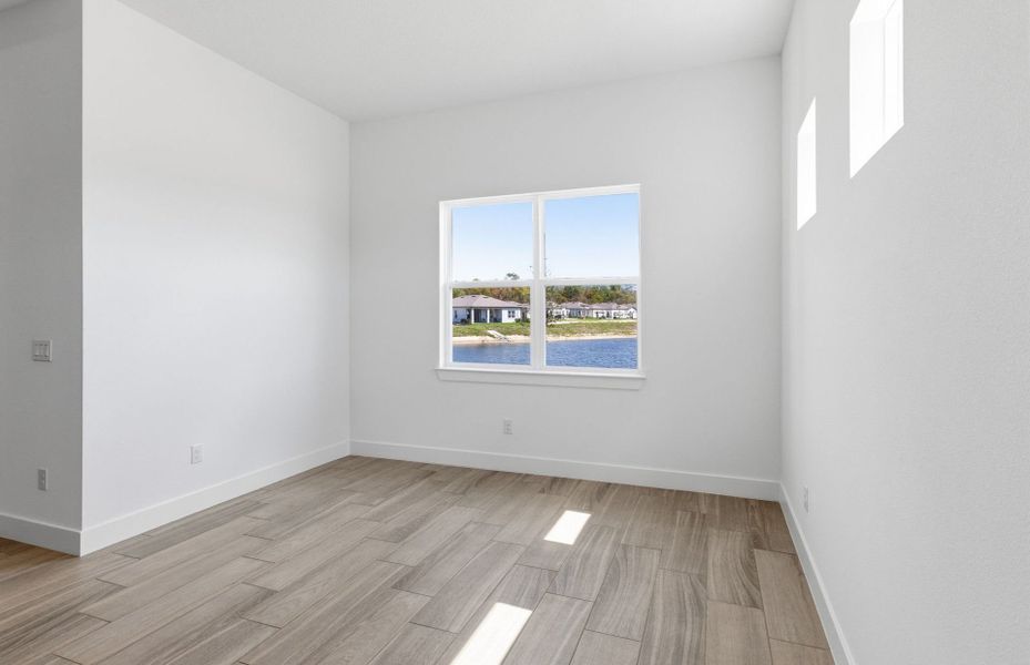 Spacious, unfurnished interior of a new home in Del Webb River Reserve, Spring Hill (Image 19). Spacious, unfurnished interior of a new home in Del Webb River Reserve, Spring Hill (Image 19).