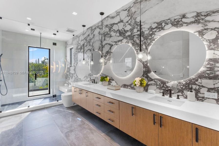 Furnished interior view inside a new home in , Miami Beach (Image 27).