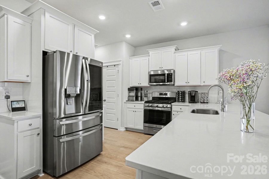 Furnished interior view inside a new home in , Myrtle Beach (Image 6).