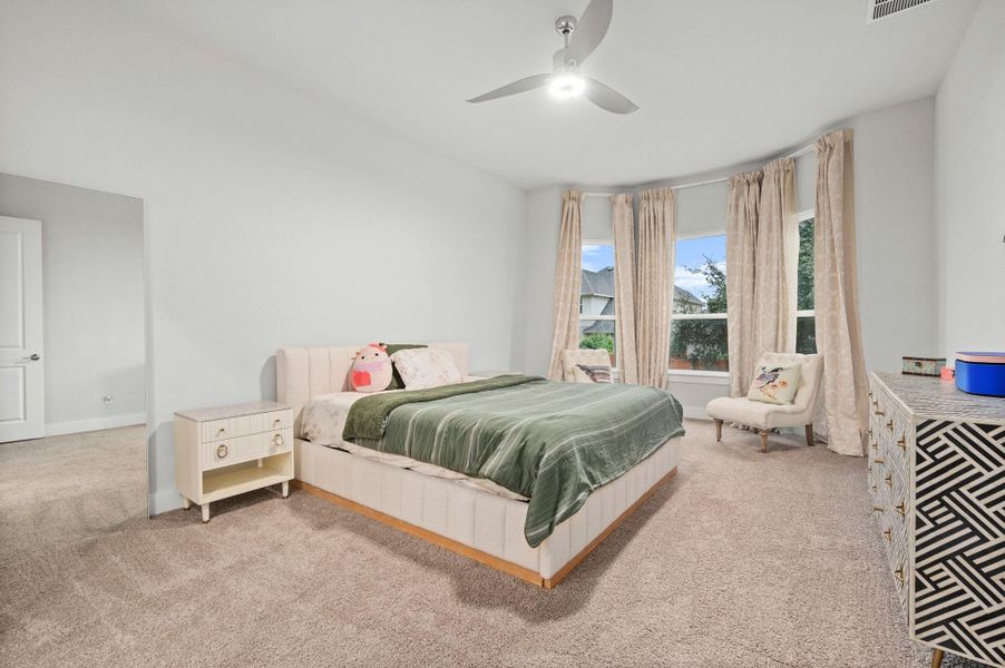 Furnished interior view inside a new home in Bluffview 50s, Leander (Image 4). Furnished interior view inside a new home in Bluffview 50s, Leander (Image 4).