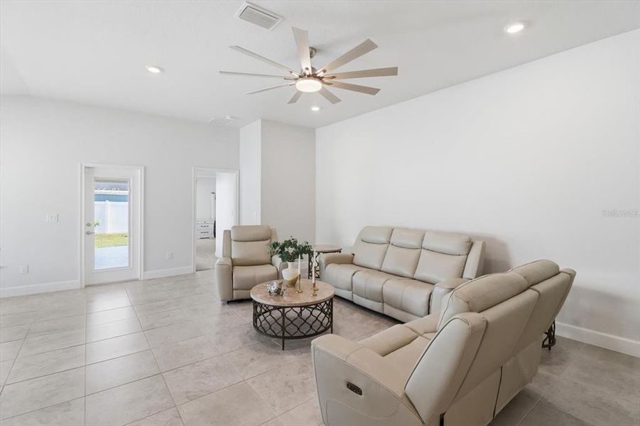 Furnished interior view inside a new home in Orange Blossom Hills, Summerfield (Image 33). Furnished interior view inside a new home in Orange Blossom Hills, Summerfield (Image 33).