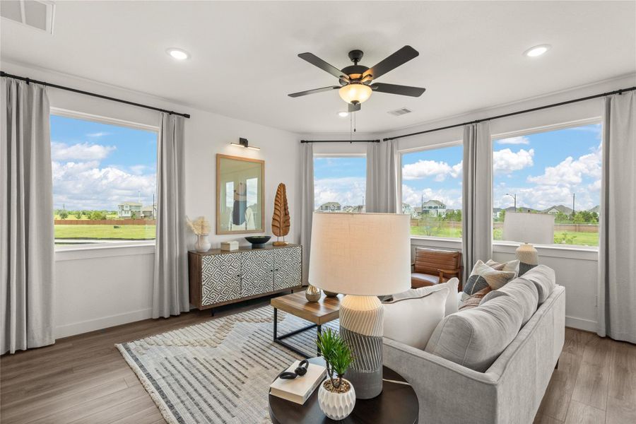 **Photos are representative of the floor plan and not of the actual home** **Photos are representative of the floor plan and not of the actual home**