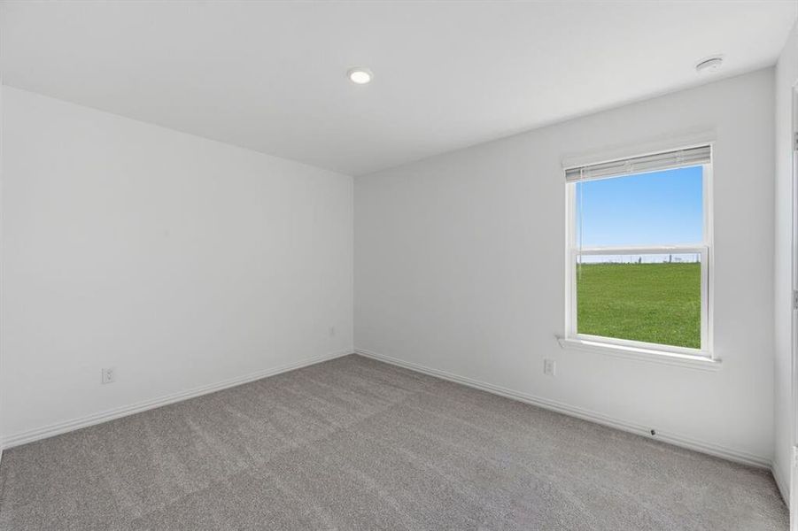 2609 Glacier Road ~ Ready Now