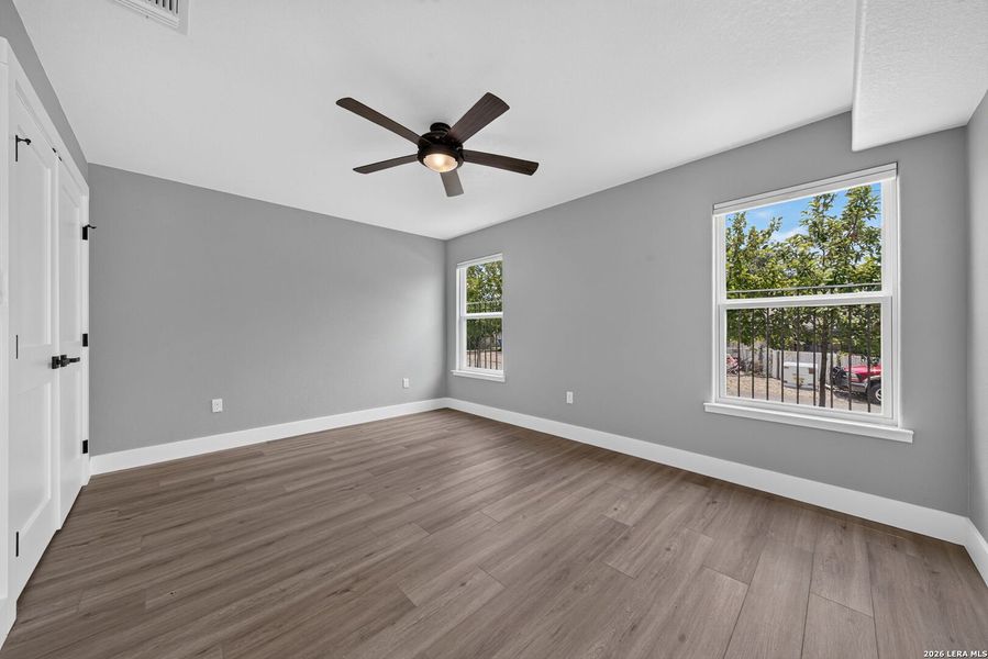 Spacious, unfurnished interior of a new home in , Kerrville (Image 44).