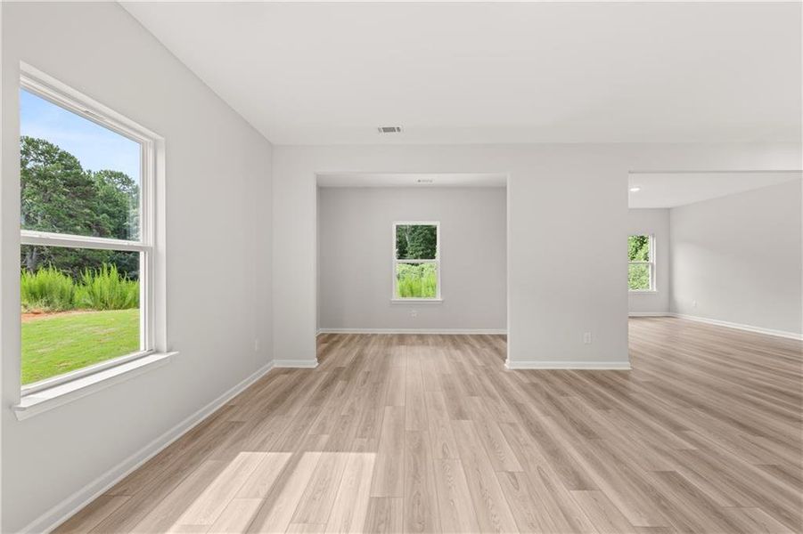 Spacious, unfurnished interior of a new home in Cedar Farms, Winder (Image 20).