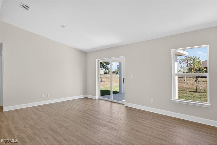 Spacious, unfurnished interior of a new home in Cape Coral, Cape Coral (Image 18). Spacious, unfurnished interior of a new home in Cape Coral, Cape Coral (Image 18).