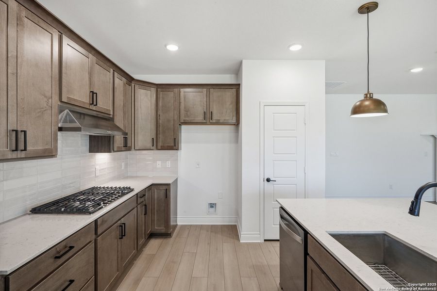 Furnished interior view inside a new home in Davis Ranch, San Antonio (Image 11). Furnished interior view inside a new home in Davis Ranch, San Antonio (Image 11).