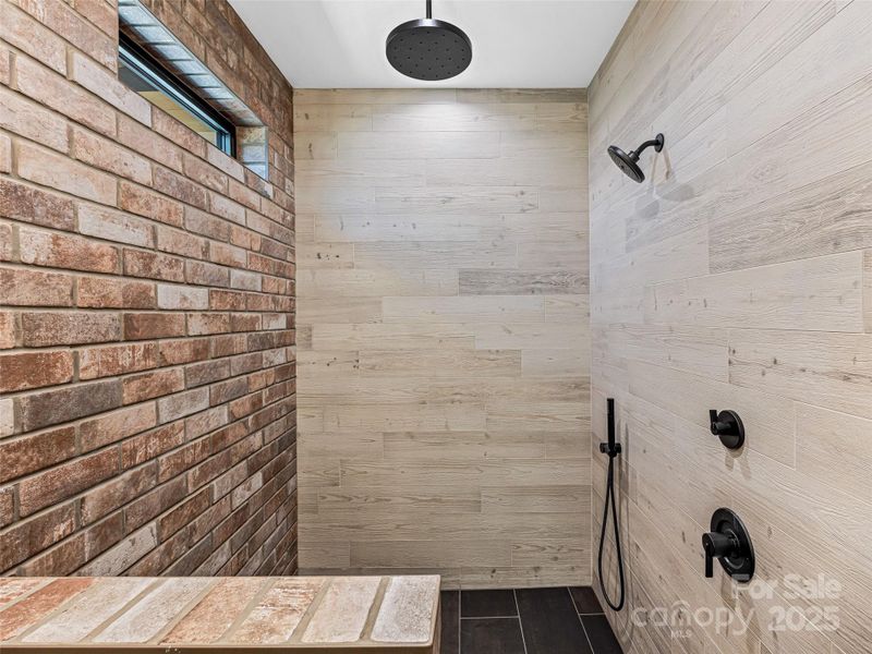 Image 45 of a home in .