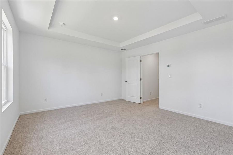 Spacious, unfurnished interior of a new home in Weatherfield, Buford (Image 32).