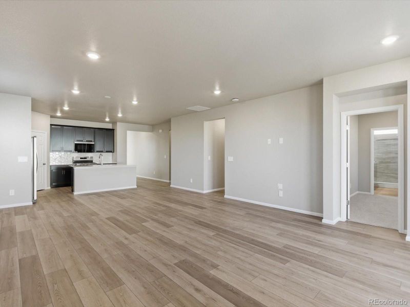 Spacious, unfurnished interior of a new home in , Commerce City (Image 25).