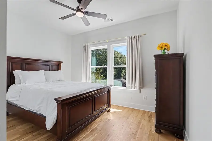 Furnished interior view inside a new home in , Atlanta (Image 28).
