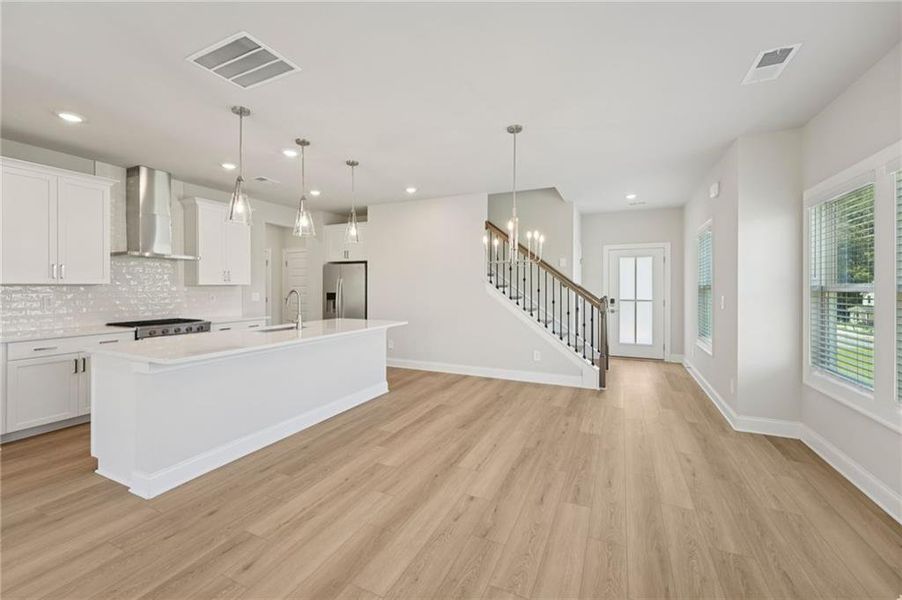 Spacious, unfurnished interior of a new home in Hemingway - Reserve Series, Cumming (Image 48).