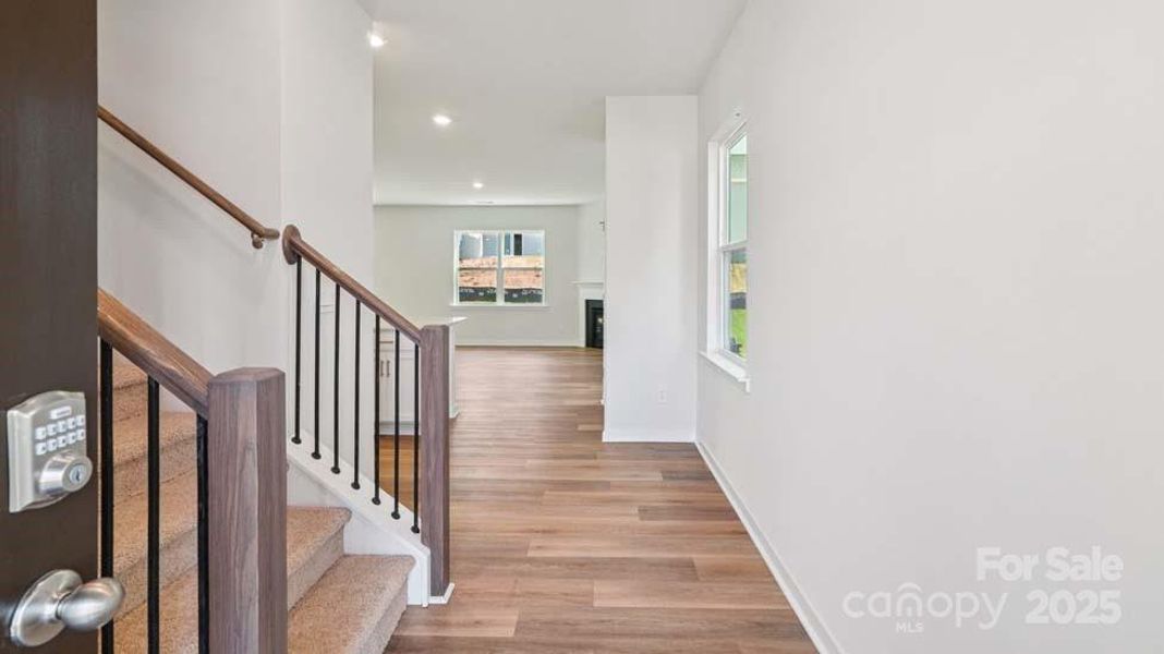 Spacious, unfurnished interior of a new home in Cardinal Creek, Charlotte (Image 11).