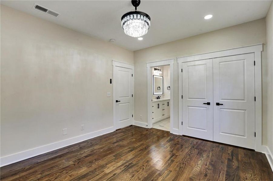 Spacious, unfurnished interior of a new home in , Snellville (Image 33). Spacious, unfurnished interior of a new home in , Snellville (Image 33).