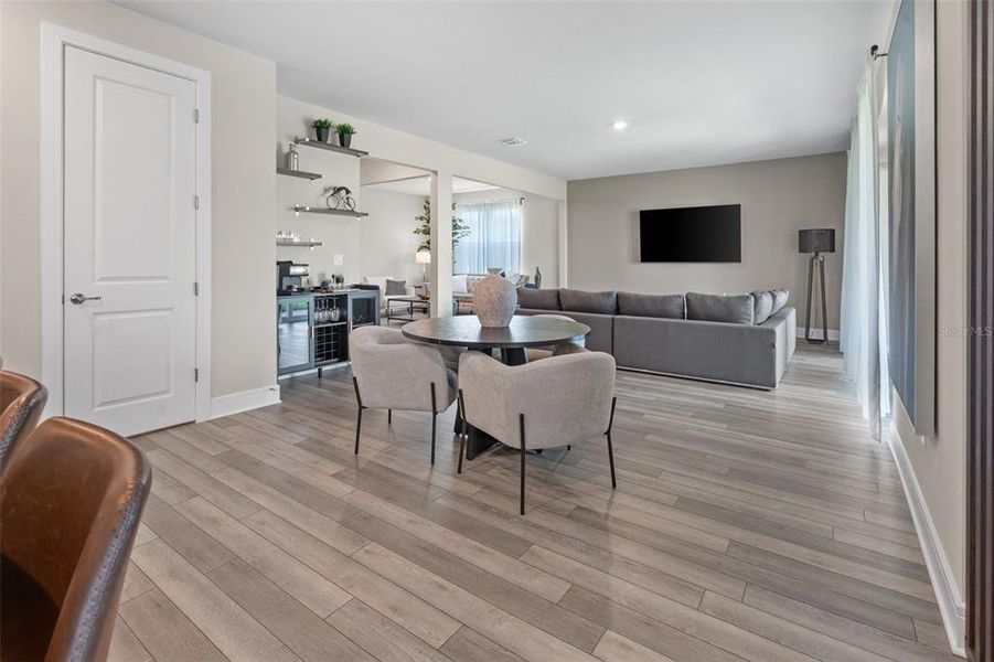 Furnished interior view inside a new home in , Montverde (Image 32).