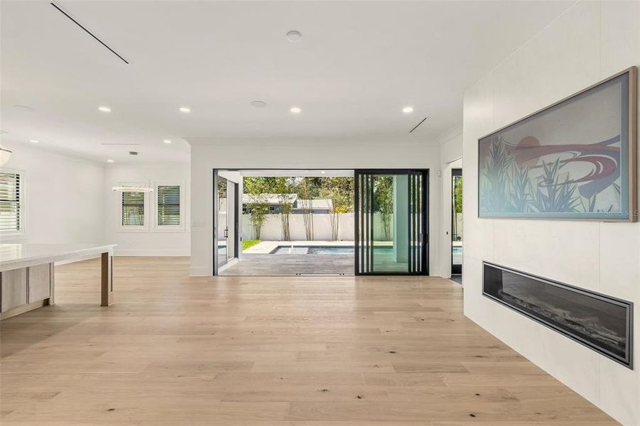 Image 94 of a home in .