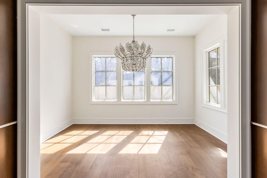 Spacious, unfurnished interior of a new home in , Mount Pleasant (Image 13).