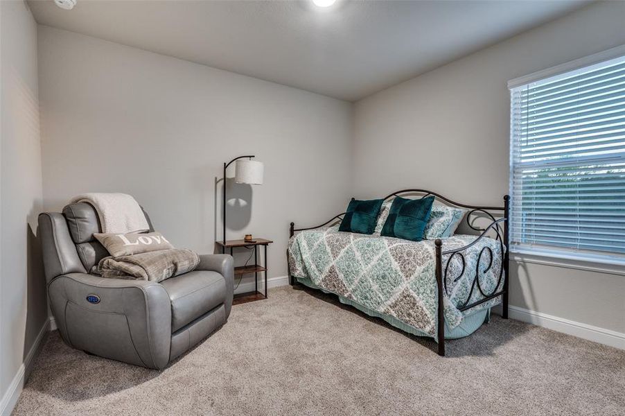 Furnished interior view inside a new home in , Cedar Hill (Image 18).