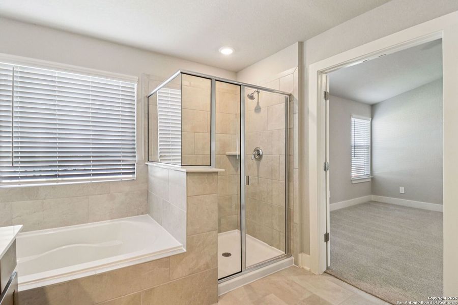 Image 41 of a home in Thomas Pond. Image 41 of a home in Thomas Pond.