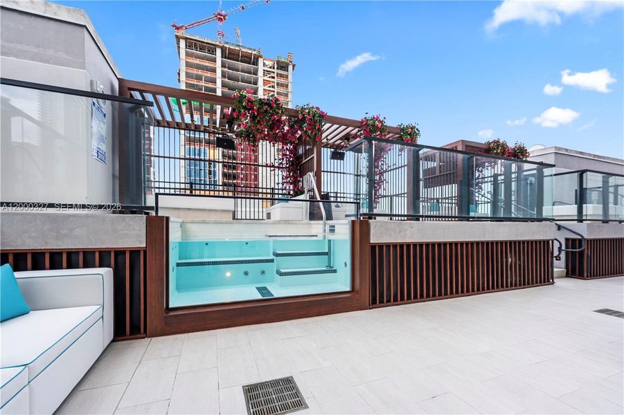 Exterior details and patio area of a home in , Miami (Image 22).