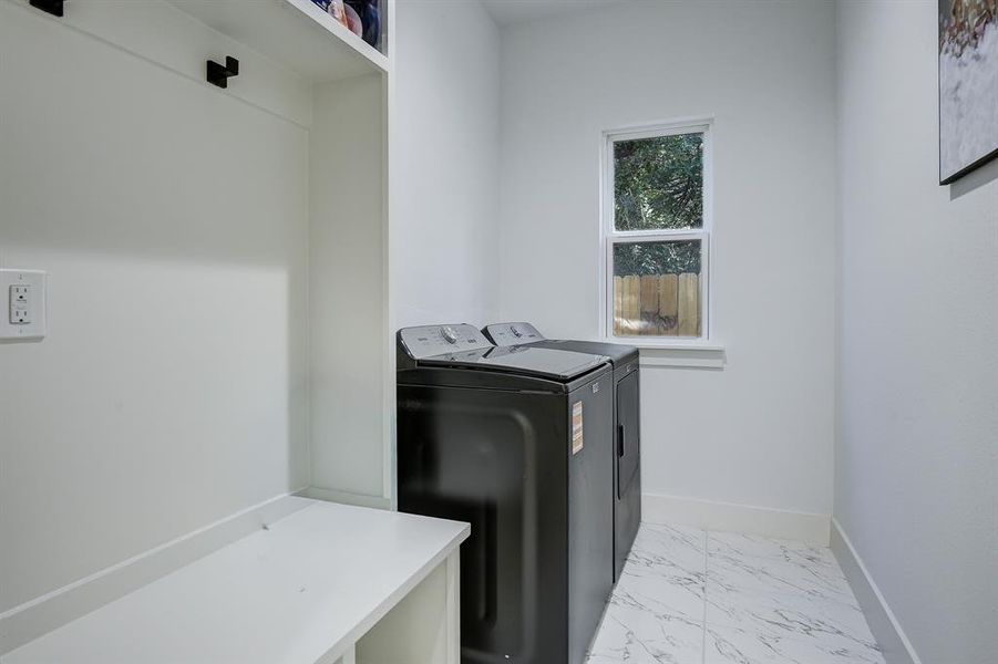 Furnished interior view inside a new home in , Granbury (Image 24). Furnished interior view inside a new home in , Granbury (Image 24).